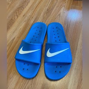 Nike slides men size 10